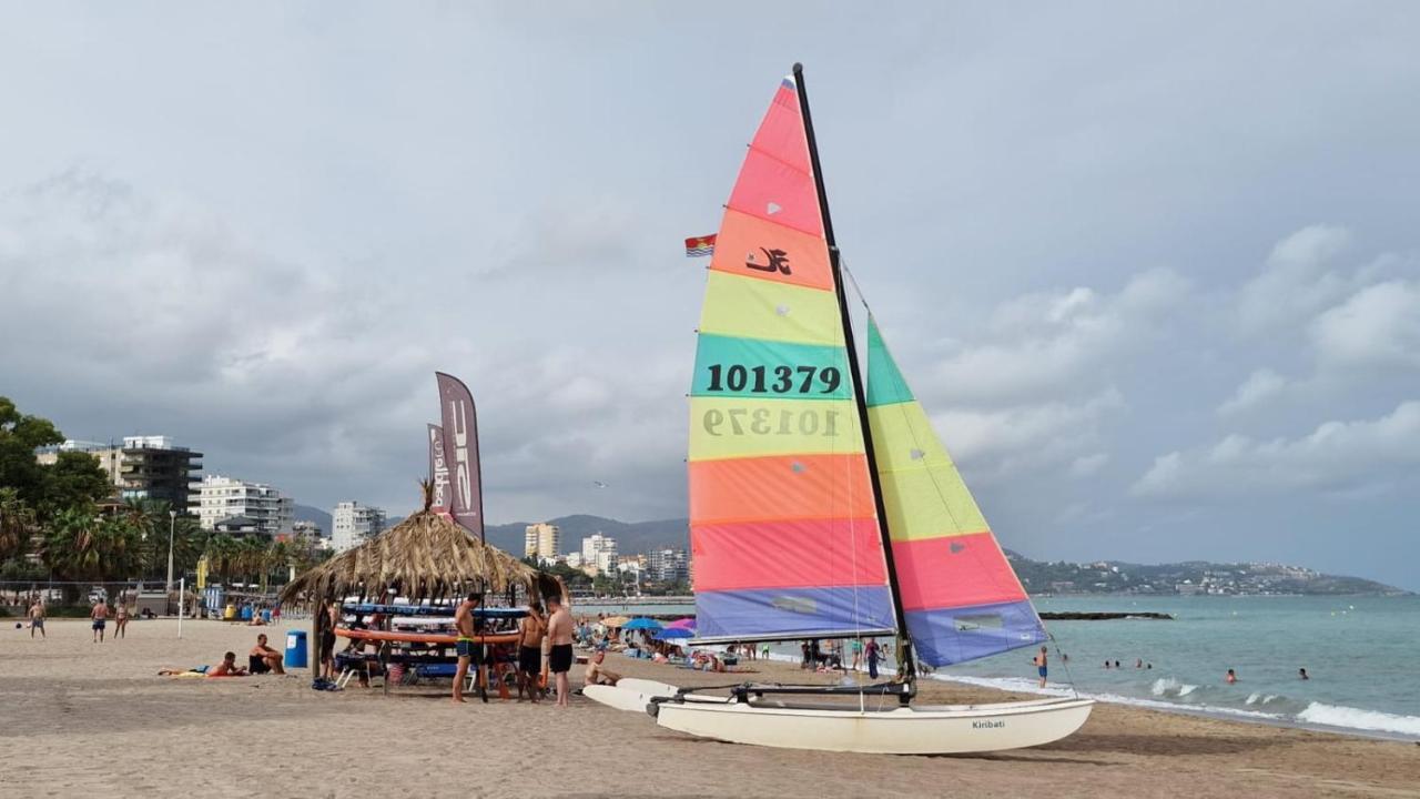 Apartamento De 1 Habitacion Frente Al Mar Y Con Piscina Apartment Benicassim Ngoại thất bức ảnh