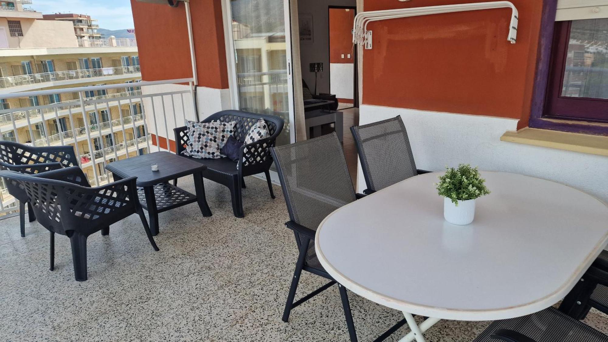Apartamento De 1 Habitacion Frente Al Mar Y Con Piscina Apartment Benicassim Ngoại thất bức ảnh